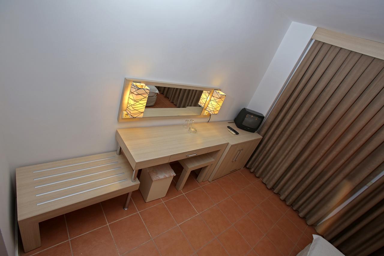 Twins Hotel Kiris Екстериор снимка