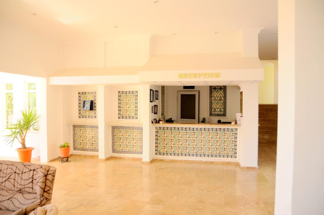 Twins Hotel Kiris Екстериор снимка